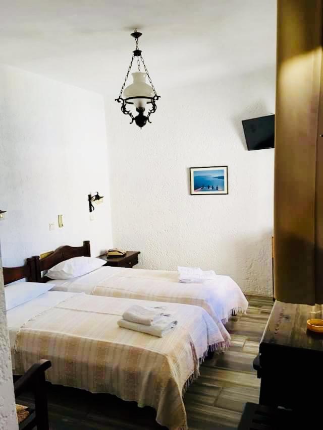 Alexandros Hotel Grikos Bay  ภายนอก รูปภาพ